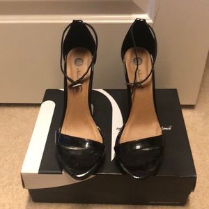 Black heels
